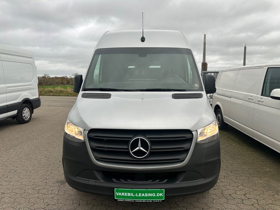 Mercedes Sprinter 319 3,0 CDi A2 Kassevogn aut. RWD