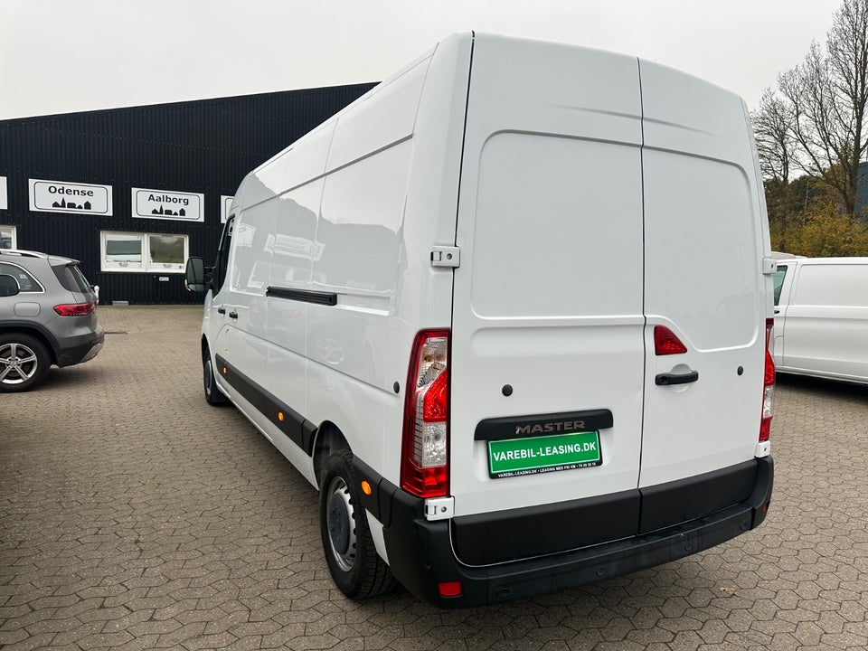 Renault Master IV T35 2,3 dCi 150 L3H2 Kassevogn