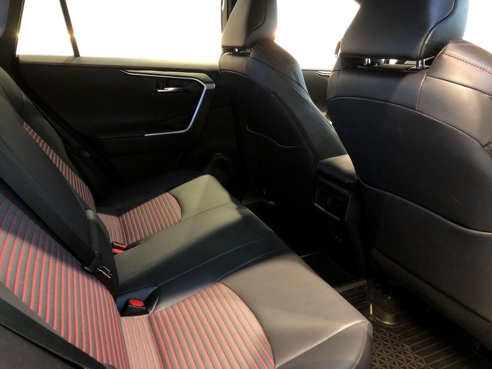 Toyota RAV4 2,5 Plug-in Hybrid Active Premium AWD-i 5d