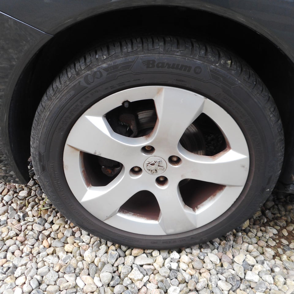 Peugeot 3008 1,6 HDi 112 Active 5d