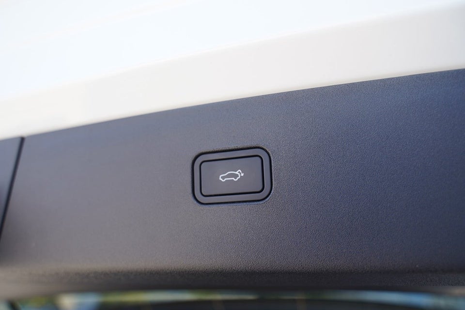 Volvo EX30 Extended Range Plus 5d