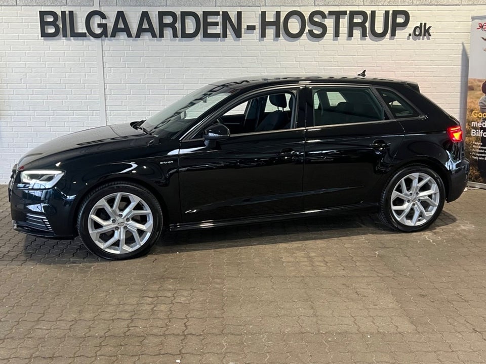 Audi A3 1,4 e-tron Sportback S-tr. 5d