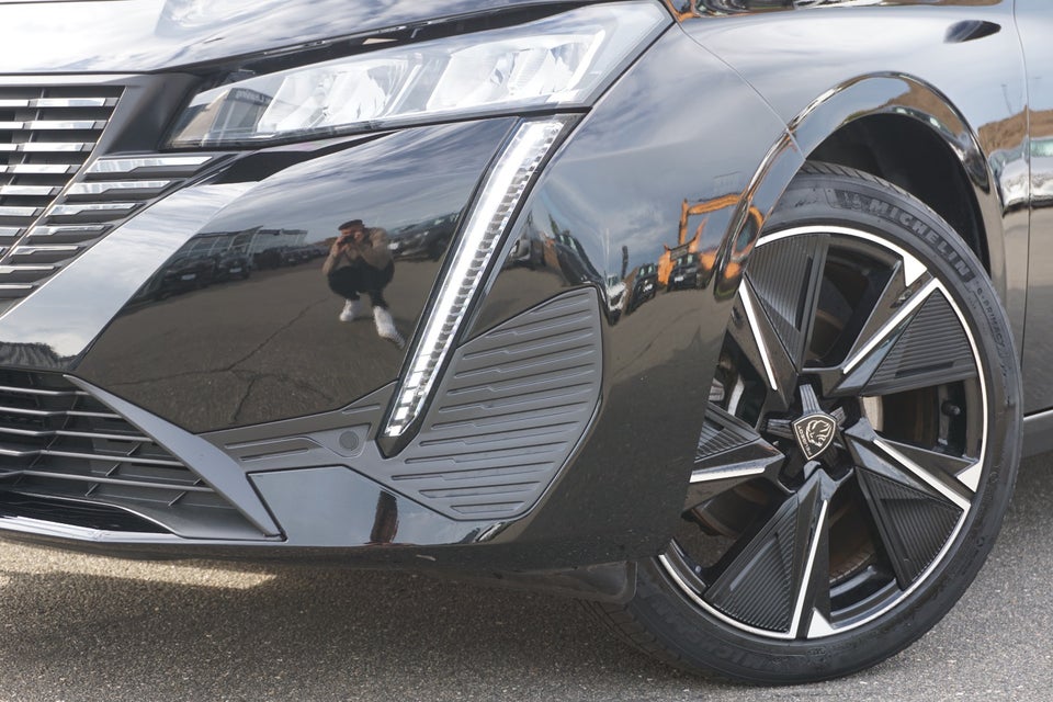 Peugeot e-308 54 Allure SW 5d