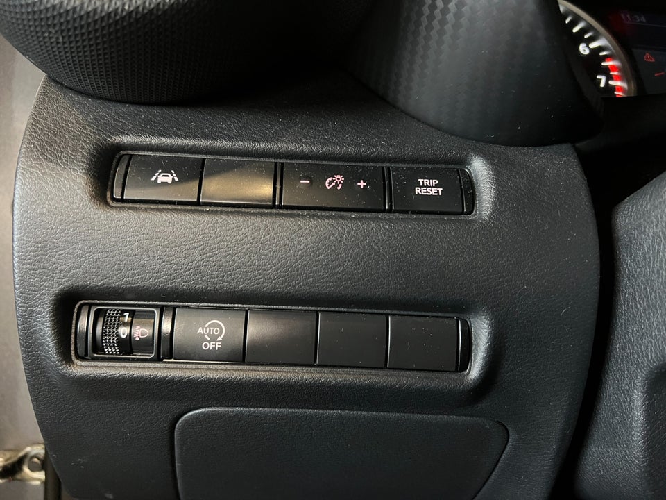 Nissan Juke 1,0 Dig-T 117 Acenta DCT 5d