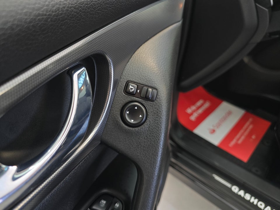 Nissan Qashqai 1,2 Dig-T 115 N-Connecta Vision 5d