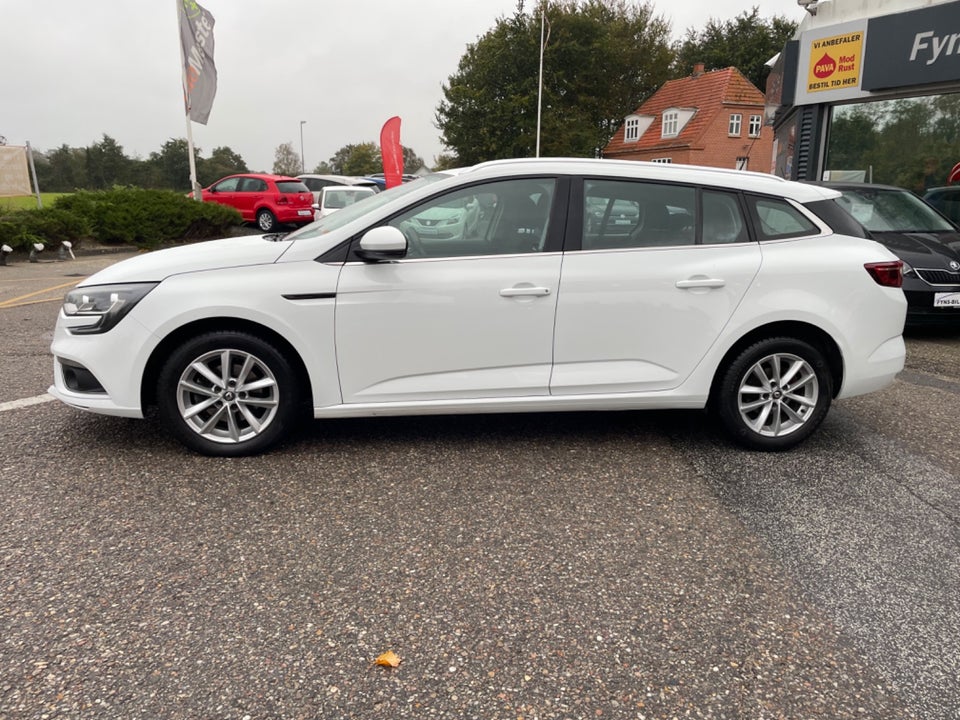 Renault Megane IV 1,2 TCe 130 Zen Sport Tourer 5d