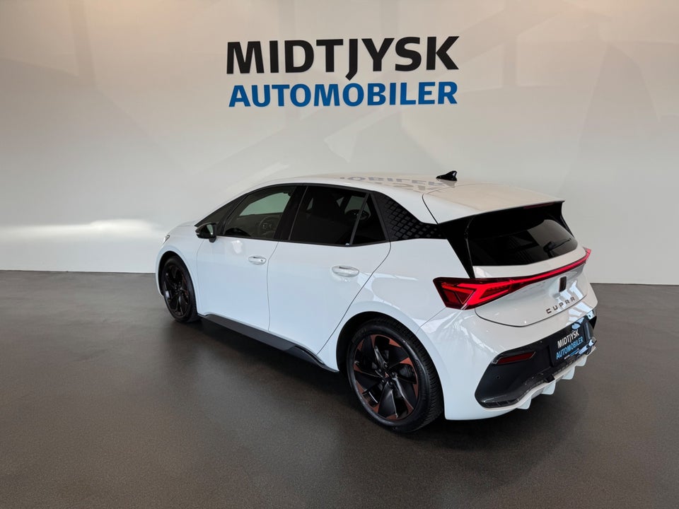 Cupra Born 58 e-Boost Dinamica Pack High 5d