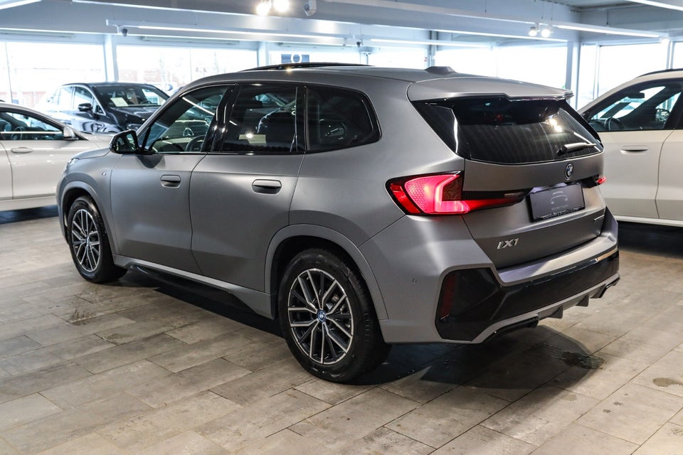 BMW iX1 xDrive30 M-Sport Premium 5d