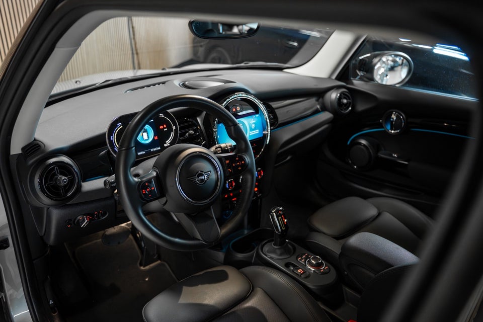 MINI Cooper SE Yours Trim 3d