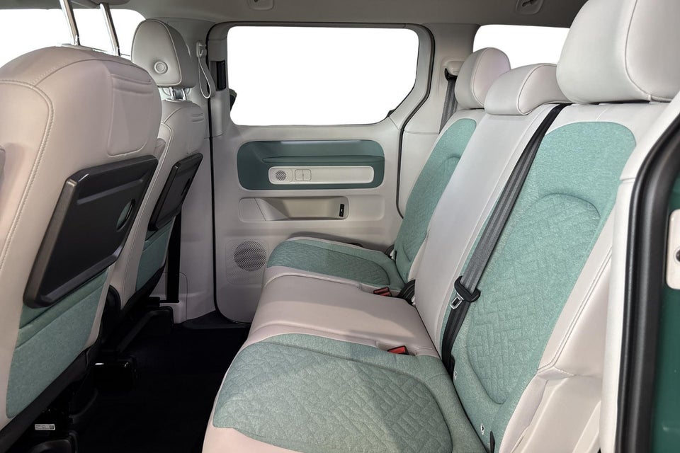 VW ID.Buzz 77 Pro SWB 5d