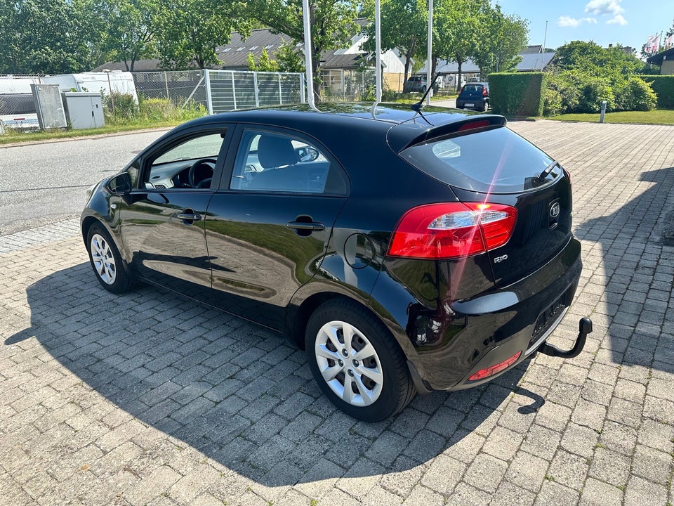 Kia Rio 1,2 CVVT Style 5d