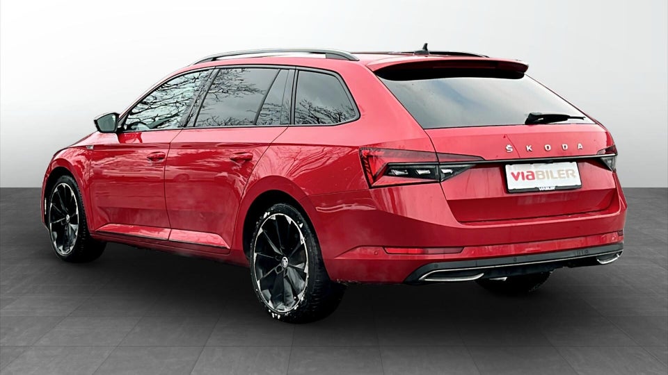 Skoda Superb 1,4 TSi iV Sportline Combi DSG 5d