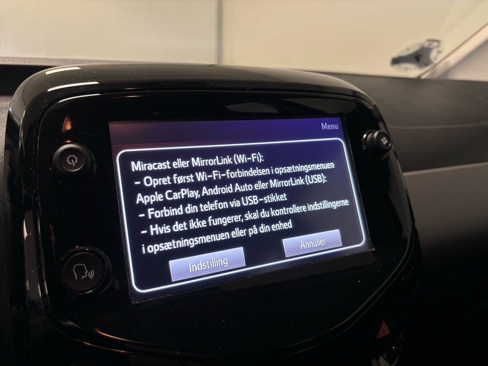 Peugeot 108 1,0 e-VTi 72 Selection Tech 5d
