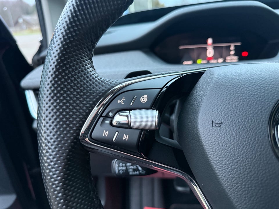 Skoda Enyaq 80 iV Loft 5d