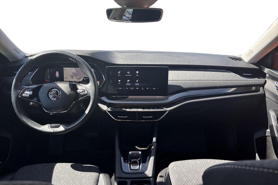 Skoda Octavia 1,4 TSi iV Plus Combi DSG 5d