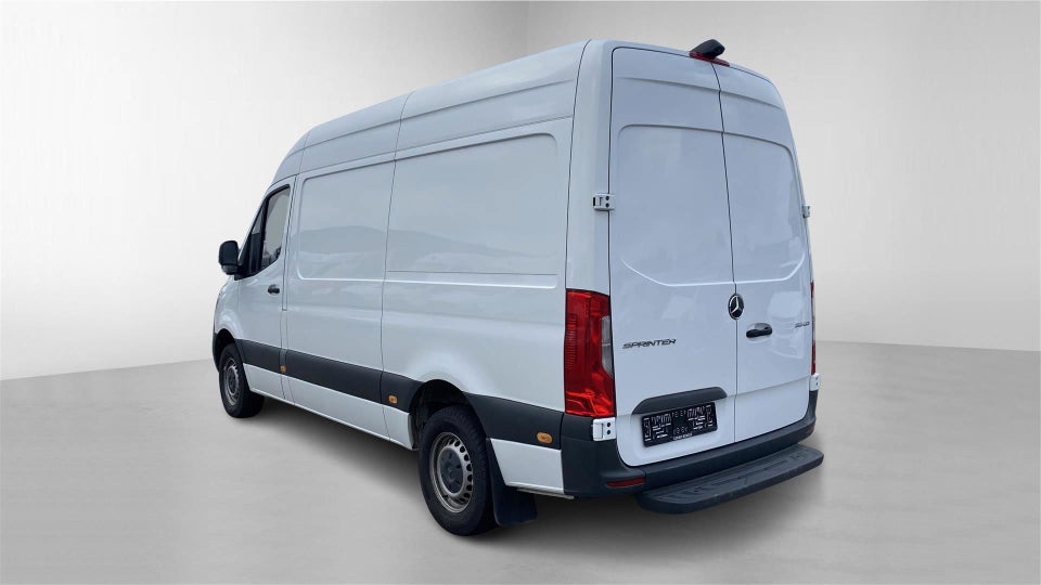 Mercedes Sprinter 316 2,2 CDi A2 Kassevogn RWD