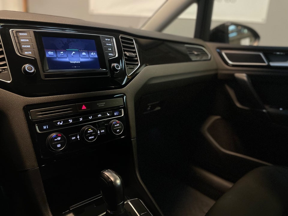 VW Golf Sportsvan 1,6 TDi 110 Highline DSG 5d