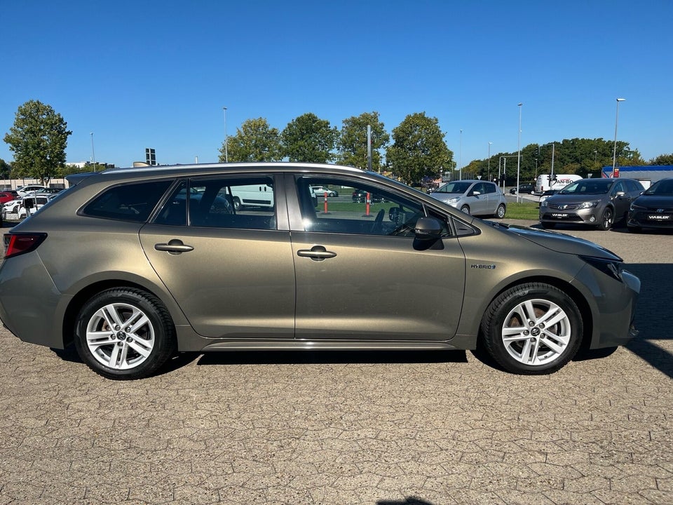 Toyota Corolla 1,8 Hybrid H3 Smart Touring Sports MDS 5d