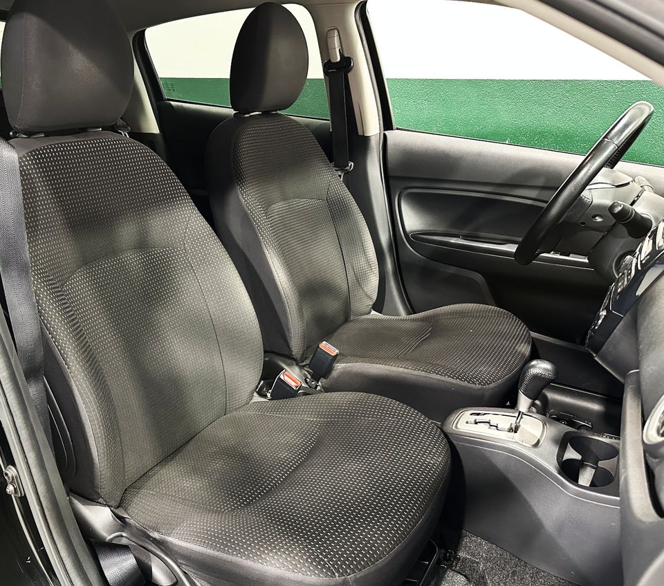Mitsubishi Space Star 1,2 Intense CVT 5d