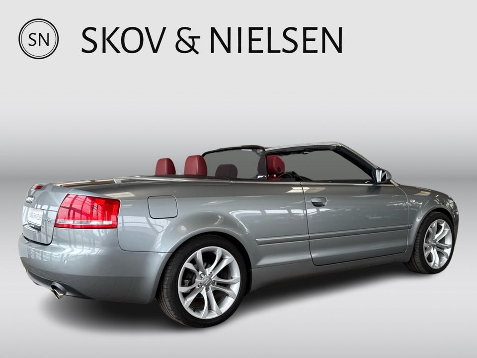 Audi A4 1,8 T 163 Cabriolet Multitr. 2d