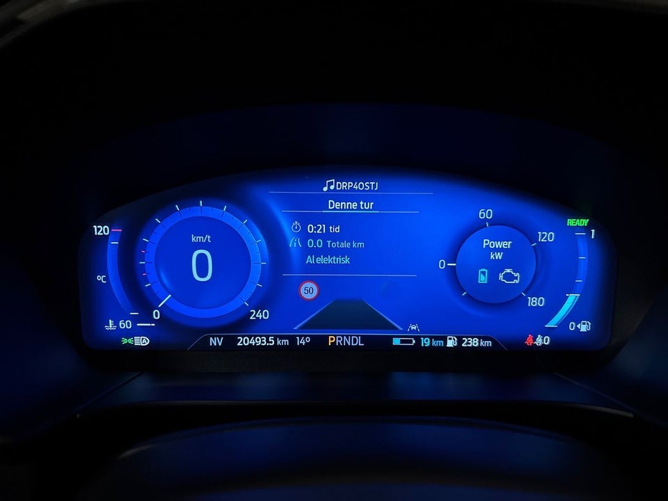 Ford Kuga 2,5 PHEV ST-Line X CVT 5d