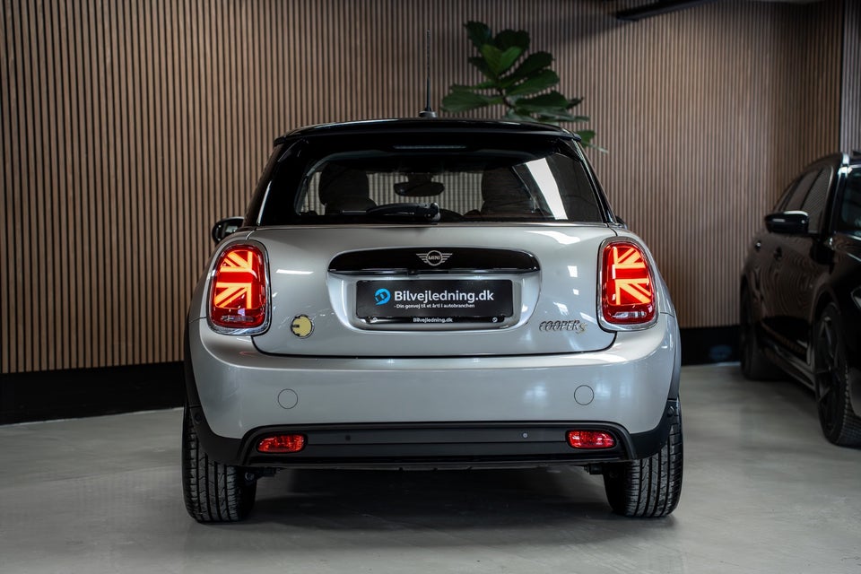 MINI Cooper SE Yours Trim 3d