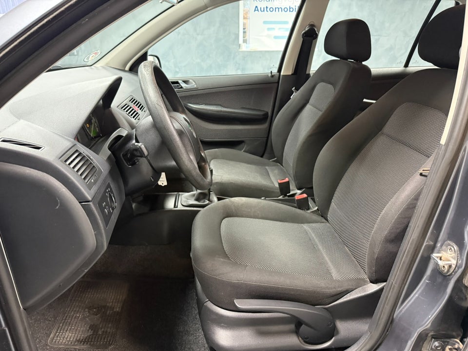 Skoda Fabia 1,4 16V 75 Ambiente 4d