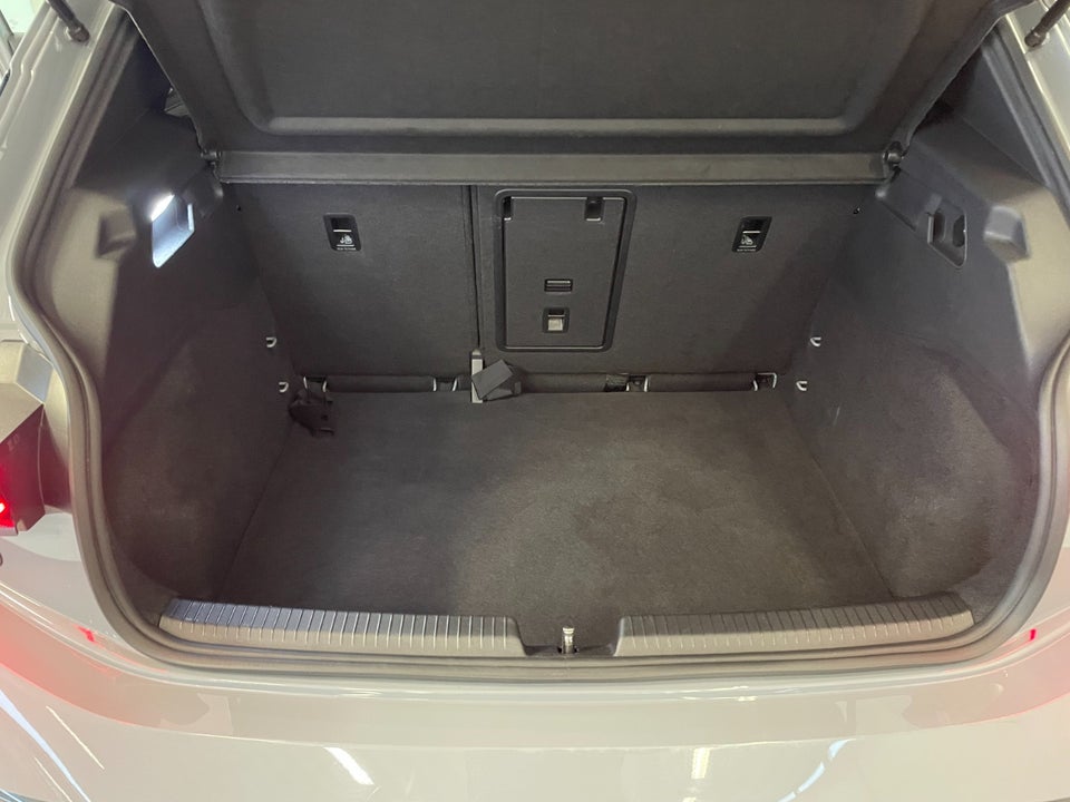 Cupra Born 58 e-Boost Dinamica Pack High 5d