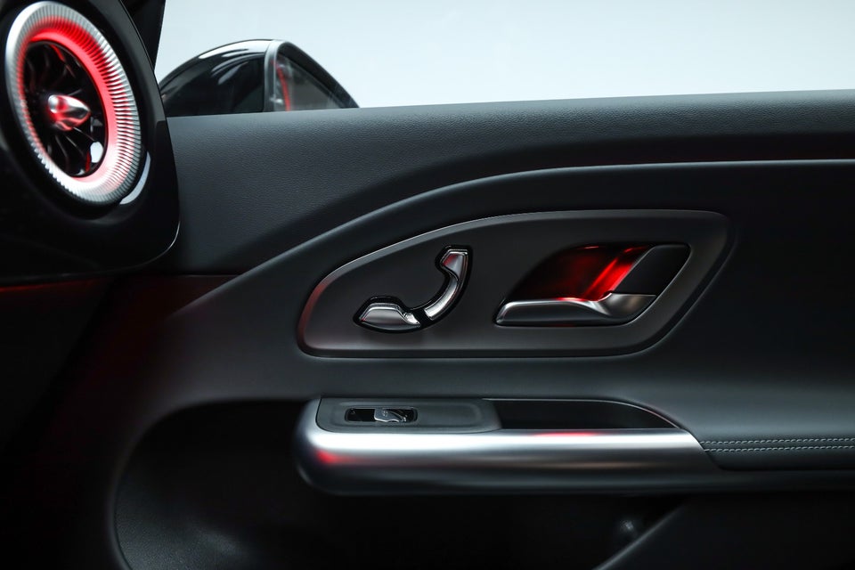 Mercedes CLA250+ EQ Progressive 4d