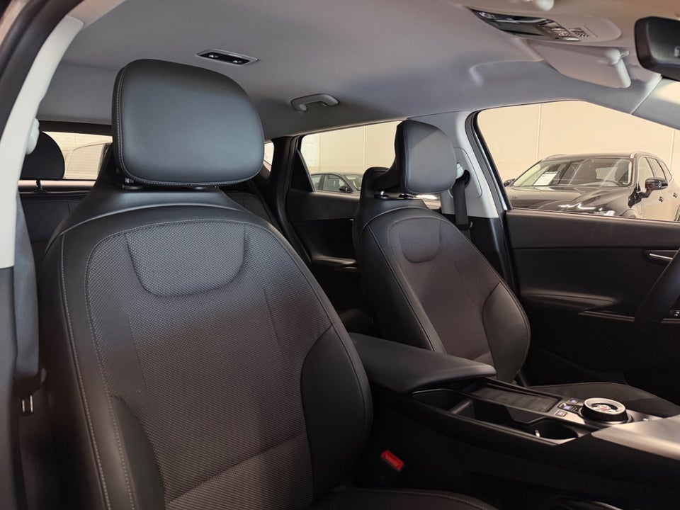 Kia EV6 77 Long Range Access 5d