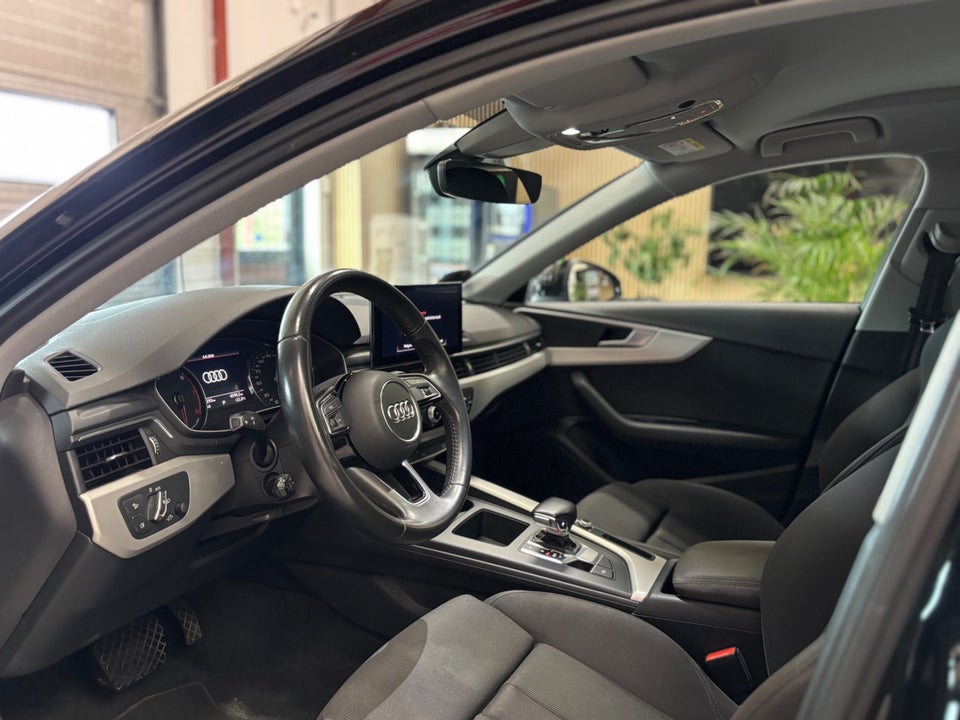 Audi A4 35 TFSi Prestige Avant S-tr. 5d