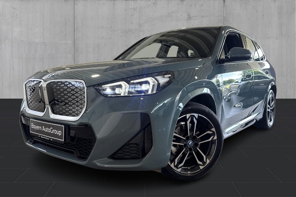 BMW iX1 eDrive20 M-Sport 5d