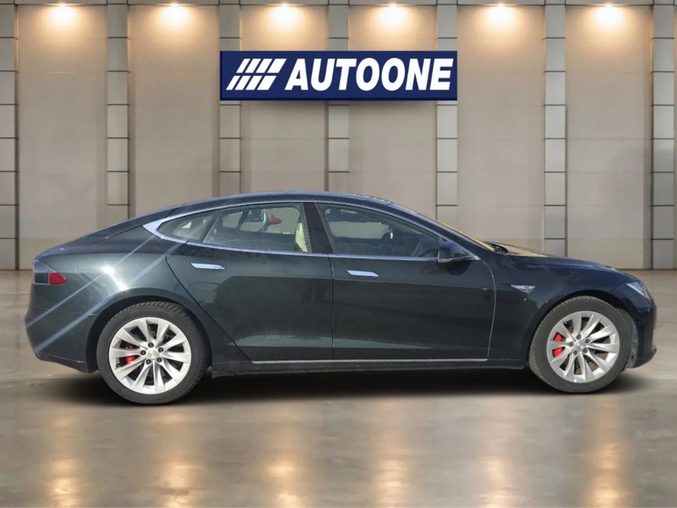 Tesla Model S 85 5d