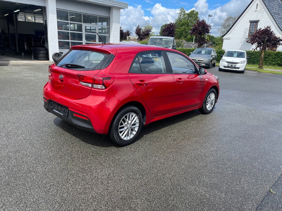 Kia Rio 1,25 MPi Base Line 5d