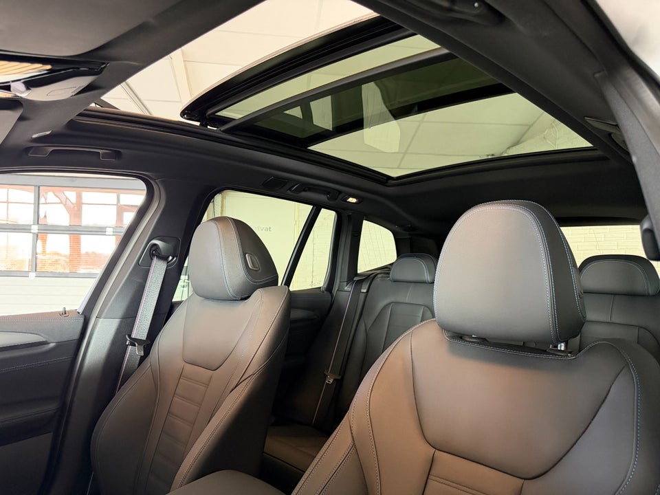 BMW iX3 Charged Plus M-Sport 5d