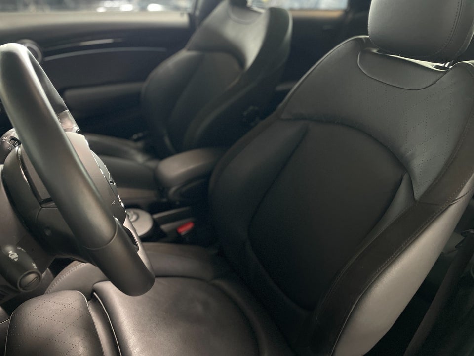 MINI Cooper SE Maximise 3d