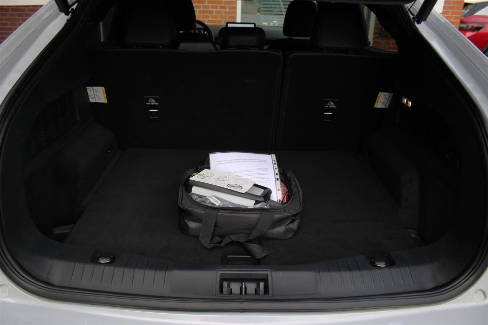 Ford Mustang Mach-E 75 Premium Standard Range AWD 5d