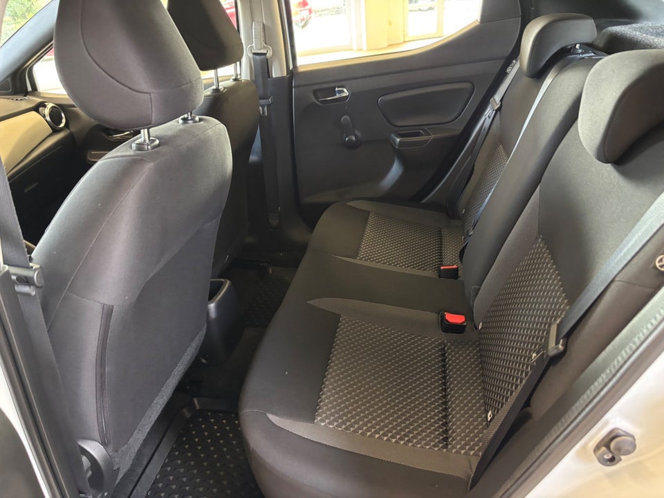 Nissan Micra 1,0 IG-T 92 Acenta X-tr. 5d
