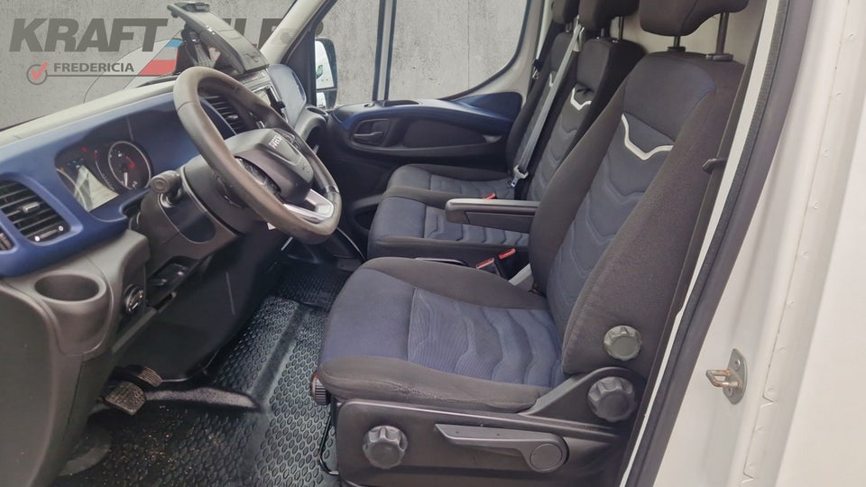 Iveco Daily 3,0 35S18 12m³ Van AG8