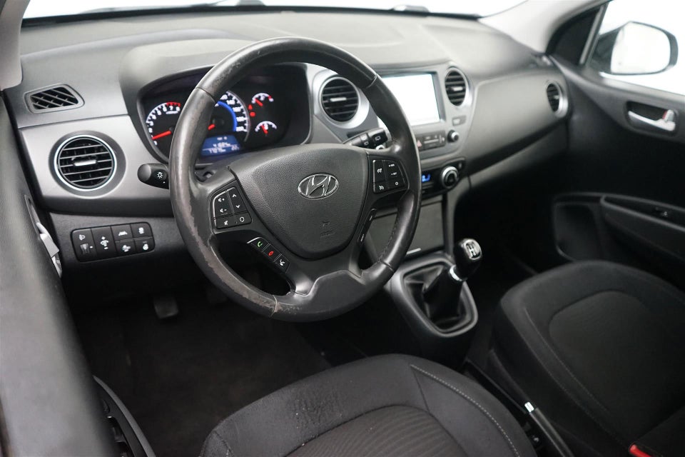 Hyundai i10 1,0 Premium 5d