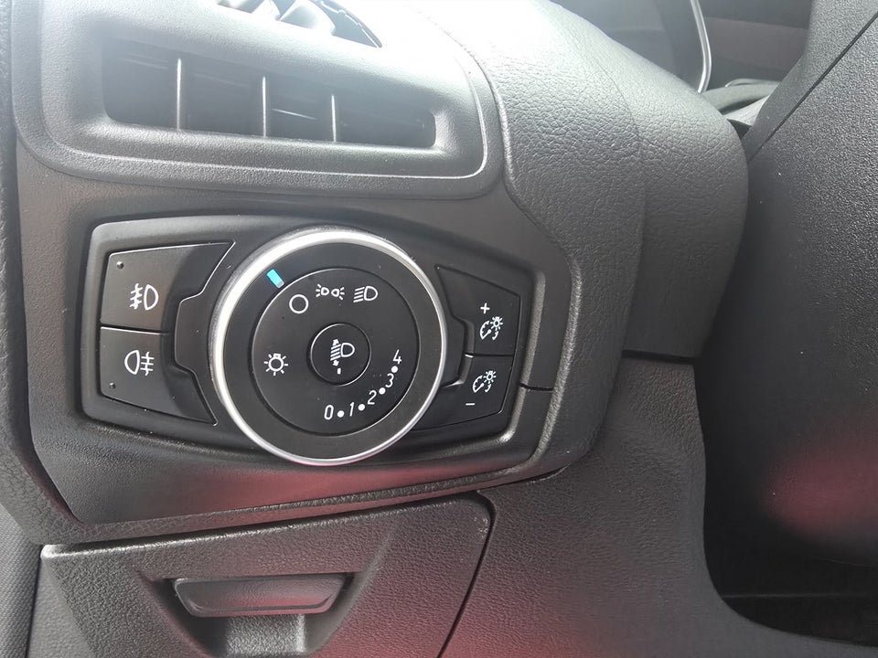 Ford Focus 1,0 SCTi 100 Titanium 5d