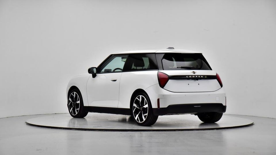 MINI Cooper SE Classic Trim M 3d