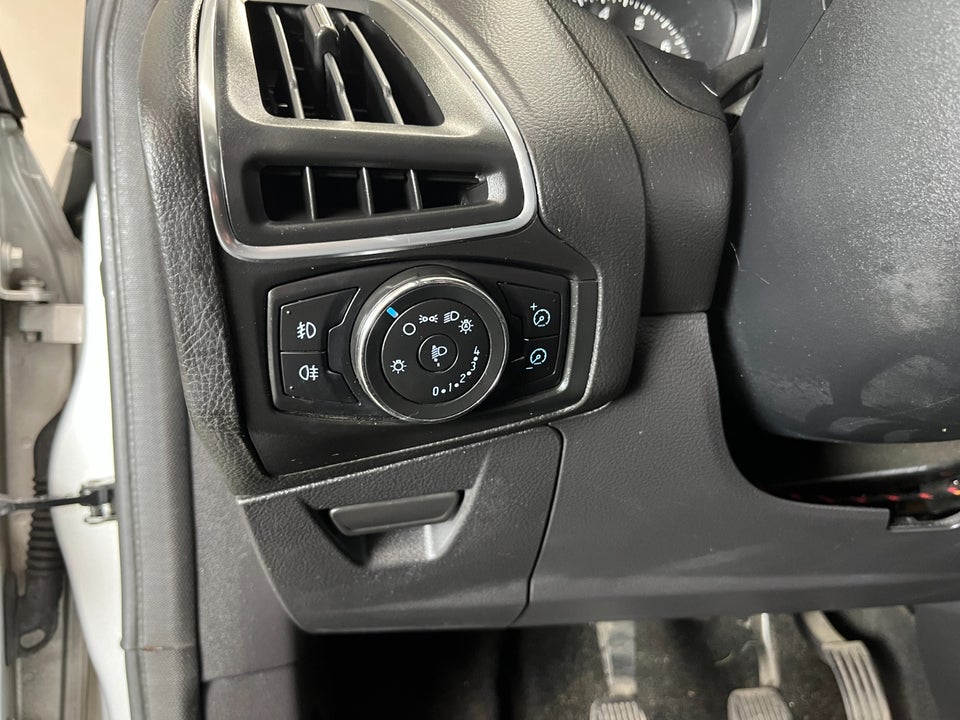 Ford Focus 1,0 SCTi 125 Titanium stc. ECO 5d