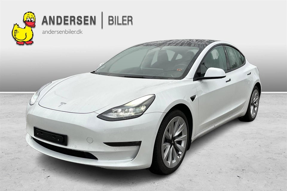 Tesla Model 3 Long Range AWD 4d