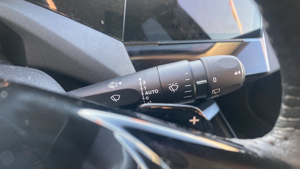 Peugeot 308 1,6 Hybrid First Selection+ EAT8 5d