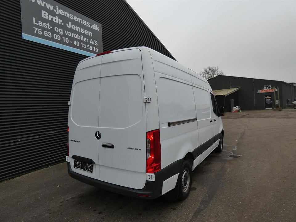 Mercedes Sprinter 316 2,2 CDi A2 Kassevogn aut. RWD