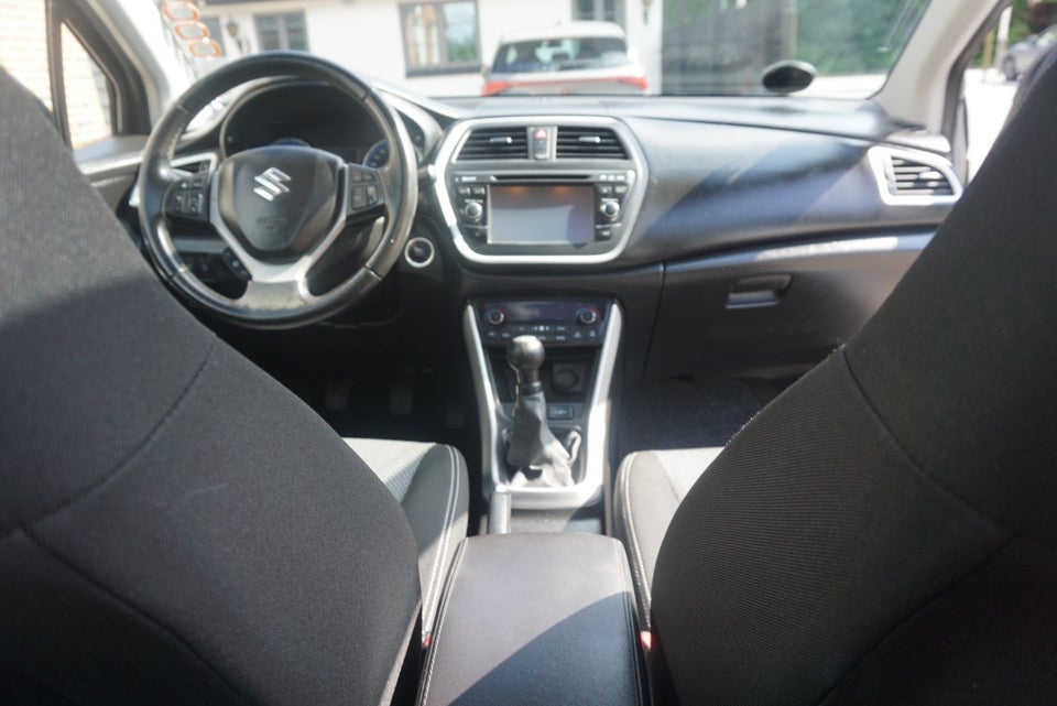 Suzuki S-Cross 1,6 GLS 5d