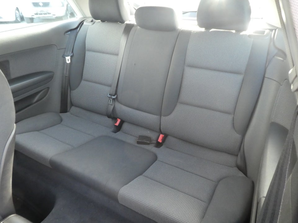 Audi A3 2,0 FSi Ambiente 3d