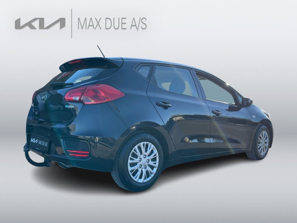 Kia Ceed 1,4 CVVT Style 5d