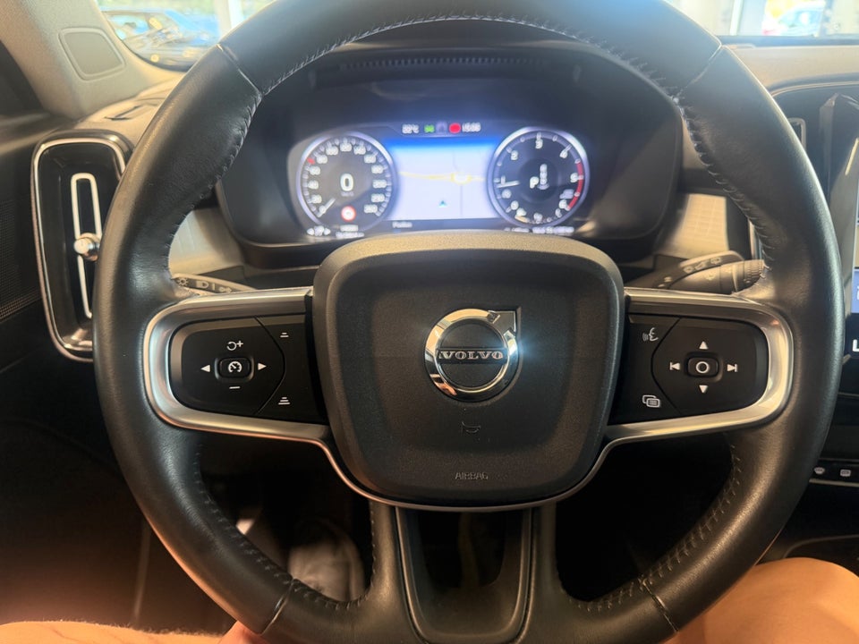 Volvo XC40 2,0 D3 150 Momentum aut. 5d